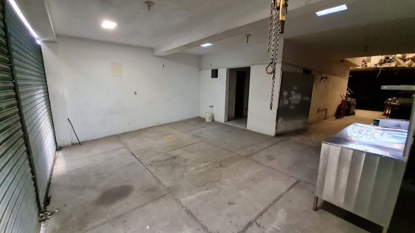 Bodega Comercial: Las Canteras